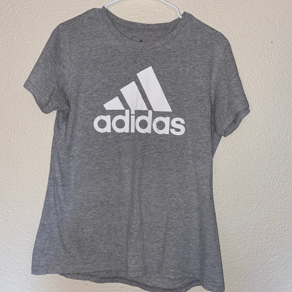 COPY - BRAND NEW Gray Adidas Amplifier T- Shirt ✨